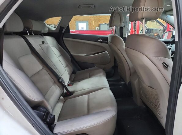 KM8J3CA22GU233597 2016 HYUNDAI TUCSON Белый Вид подкапотного пространства