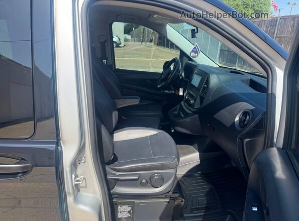 WD4PG2EE9K3582732 2019 MERCEDES-BENZ METRIS Черный Вид сзади