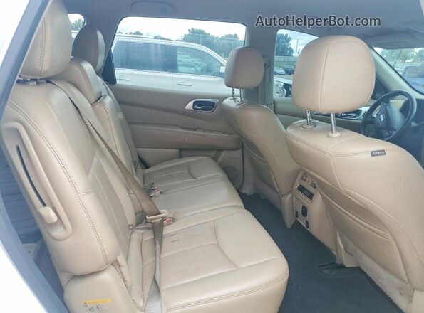 5N1DR2MN2HC635073 2017 NISSAN PATHFINDER White Вид задньої частини салону