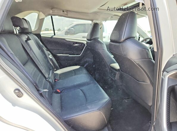 2T3C1RFV5SW402080 2025 TOYOTA RAV4 White Вид підкапотного простору