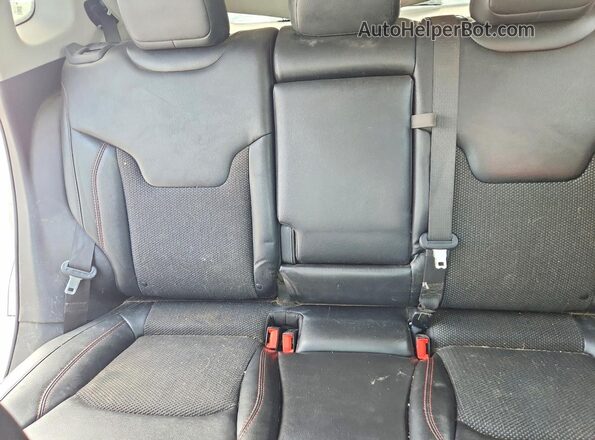 3C4NJDDBXLT195280 2020 JEEP COMPASS Серый Вид задней части салона