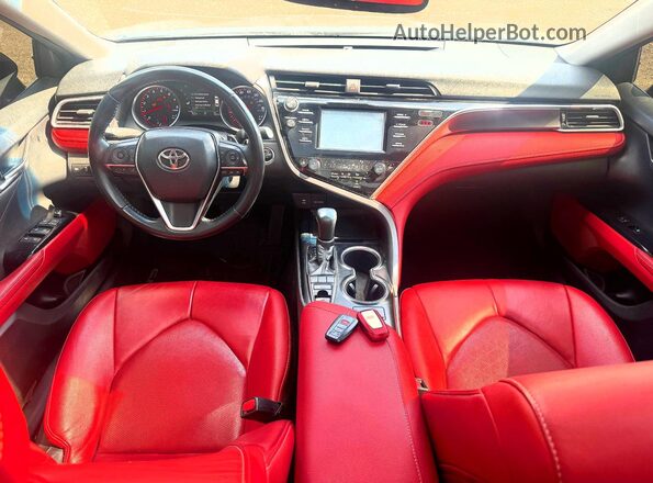 4T1B61HK9JU052302 2018 TOYOTA CAMRY Черный Вид задних сидений