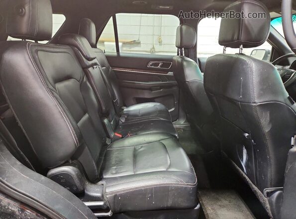 1FM5K8F82GGB27969 2016 FORD EXCUR Black Widok wnętrza z tyłu
