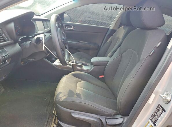 5XXGT4L34JG236461 2018 KIA OPTIMA Серебряный Вид панели приборов