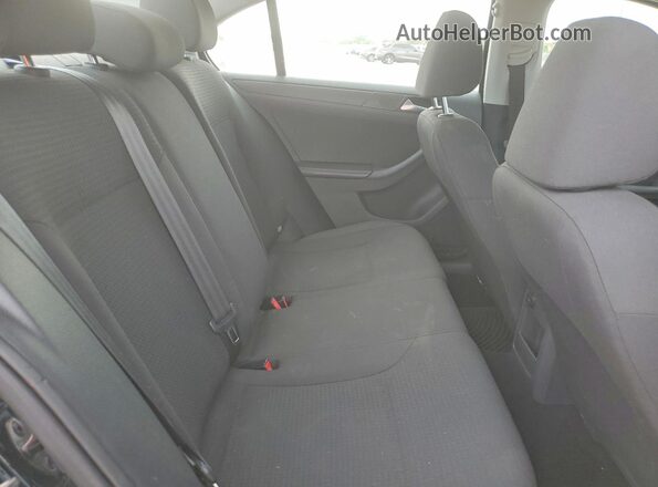 3VW267AJXGM281798 2016 VOLKSWAGEN JETTA Черный Вид задней части салона