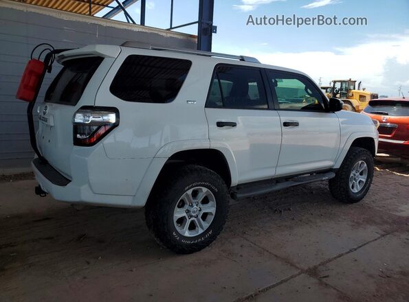 JTEZU5JR4J5174546 2018 TOYOTA 4RUNNER White Przód prawy