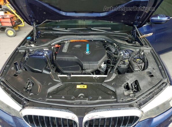 WBAJA9C59JB033577 2018 BMW 5 SERIES Blue Շարժիչի բաժամունքի տեսք