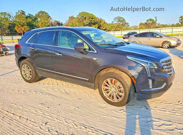 1GYKNDRSXHZ267282 2017 CADILLAC XT5 Charcoal Вид спереду