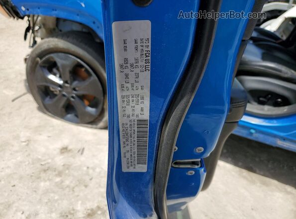 3C4NJCBB4KT676847 2019 JEEP COMPASS Blue Widok wnętrza 360 stopni