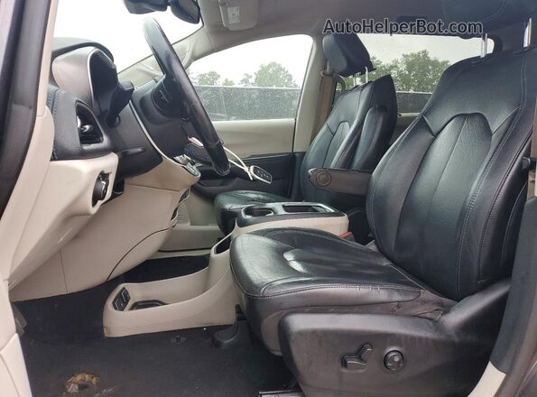 2C4RC1BG7MR539824 2021 CHRYSLER PACIFICA Серый Вид панели приборов