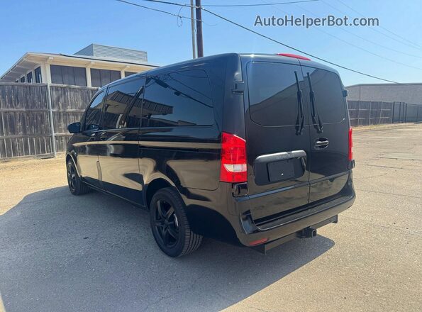 WD4PG2EE9K3582732 2019 MERCEDES-BENZ METRIS Черный Передняя правая четверть