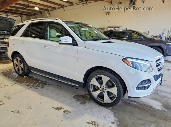 4JGDA5HB9HA973431 2017 MERCEDES-BENZ GLE White Widok z przodu