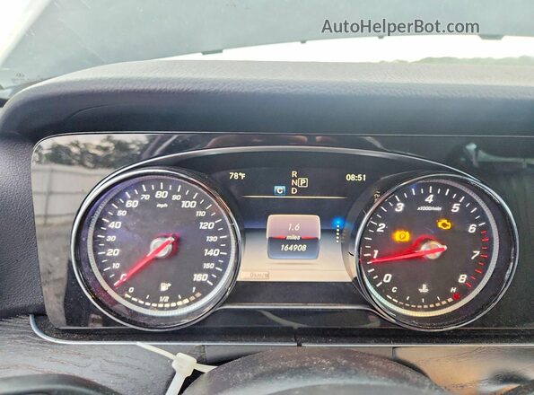 WDDZF4JB2JA375967 2018 MERCEDES-BENZ E Black Вид задніх сидінь