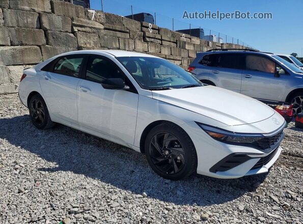 KMHLM4DG1TU125257 2026 HYUNDAI ELANTRA White Вид спереду
