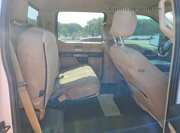 1FTEW1E57KKD22527 2019 FORD F150 White Вид задньої частини салону