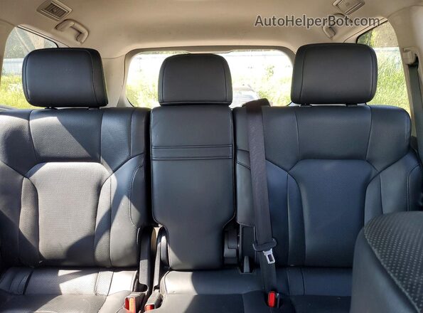 JTJHY7AX8J4270567 2018 LEXUS LX570 Black Rear interior view