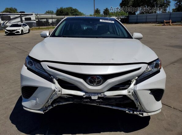 4T1K61AK9LU950377 2020 TOYOTA CAMRY Белый Вид спереди