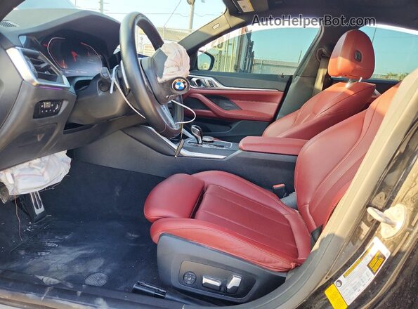WBA63AV07NFM62332 2022 BMW 4 SERIES Black Вид панелі приладів