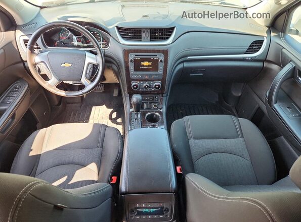 1GNKVHKD9HJ133653 2017 CHEVROLET TRAVERSE Серый Вид панели приборов