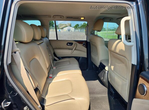 JN8AY2NC2J9556050 2018 NISSAN ARMADA Black Vista del compartimento del motor