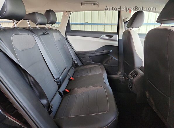 3VVUC7B24TM043615 2026 VOLKSWAGEN TAOS Black Widok komory silnika