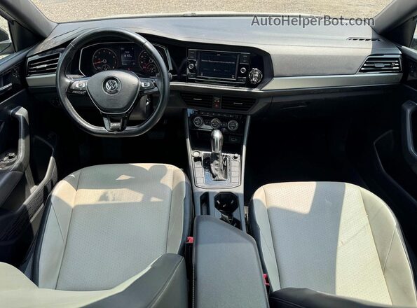 3VWC57BU1KM058543 2019 VOLKSWAGEN JETTA White Widok tylnych siedzeń
