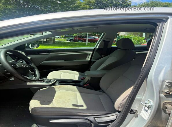 5NPD84LF4KH471351 2019 HYUNDAI ELANTRA Серебряный Вид сзади