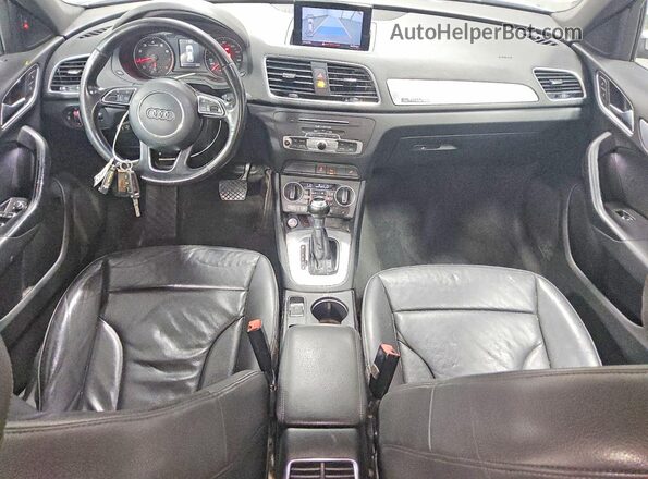 WA1EFCFS1GR006954 2016 AUDI Q3 Silver Սարքավորումների վահանակի տեսք