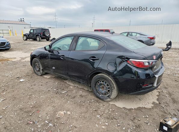 3MYDLBYV1KY516107 2019 TOYOTA YARIS Black Задня права чверть