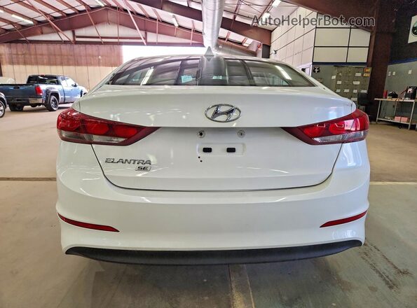 5NPD74LFXHH112212 2017 HYUNDAI ELANTRA White Vista interior delantera