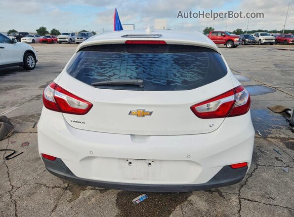 3G1BE6SM7HS585184 2017 CHEVROLET CRUZE White Front interior view