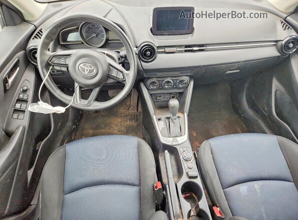 3MYDLBYV1KY516107 2019 TOYOTA YARIS Black Вид щитка приладів