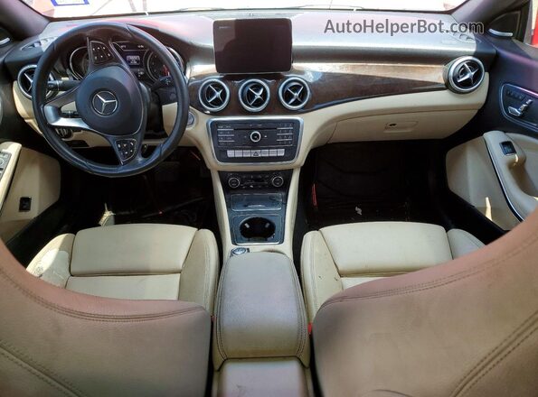 WDDSJ4EBXJN631159 2018 MERCEDES-BENZ CLA-CLASS Red Vista del cuadro de instrumentos