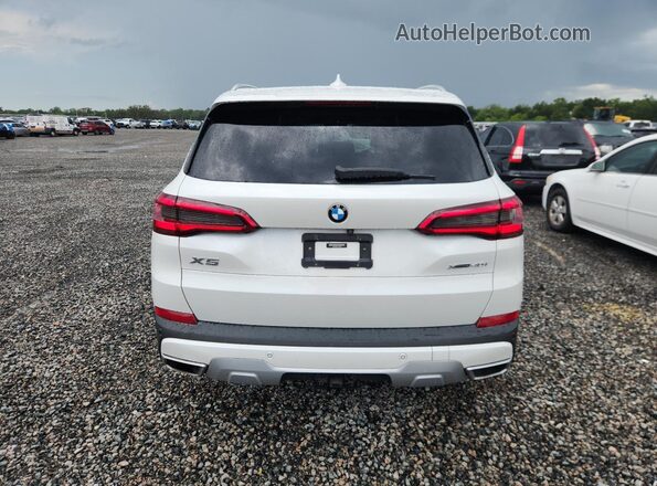 5UXCR6C50KLL10694 2019 BMW X5 White Widok wnętrza z przodu