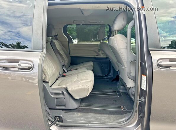 5TDKRKEC2MS025577 2021 TOYOTA SIENNA Black Вид ззаду