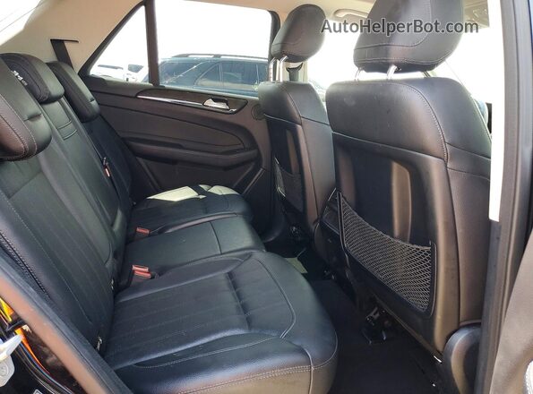 4JGDA5HB0GA703910 2016 MERCEDES-BENZ GLE-CLASS Black Rear interior view