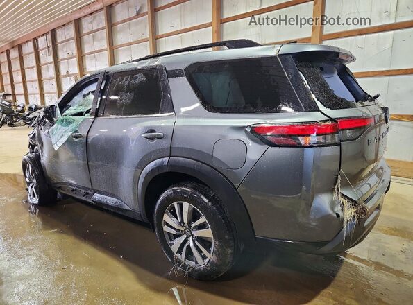 5N1DR3CS0TC208738 2026 NISSAN PATHFINDER Gray Trasero izquierdo