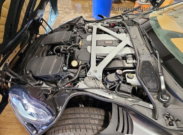 SCFRMFAV2HGL02578 2017 ASTON MARTIN DB11 Серый Вид подкапотного пространства