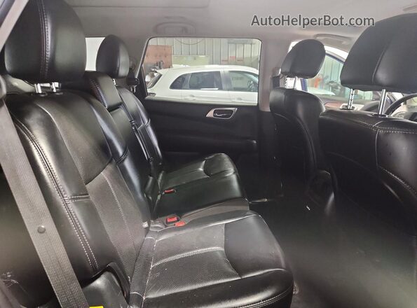 5N1DR2MMXHC683928 2017 NISSAN PATHFINDER Blue Engine compartment view
