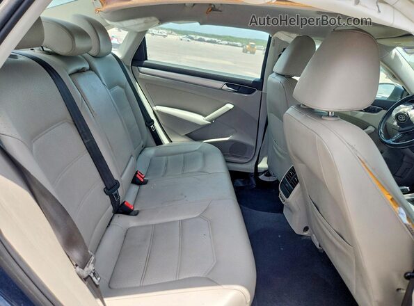1VWLA7A38KC014254 2019 VOLKSWAGEN PASSAT Blue Вид задньої частини салону