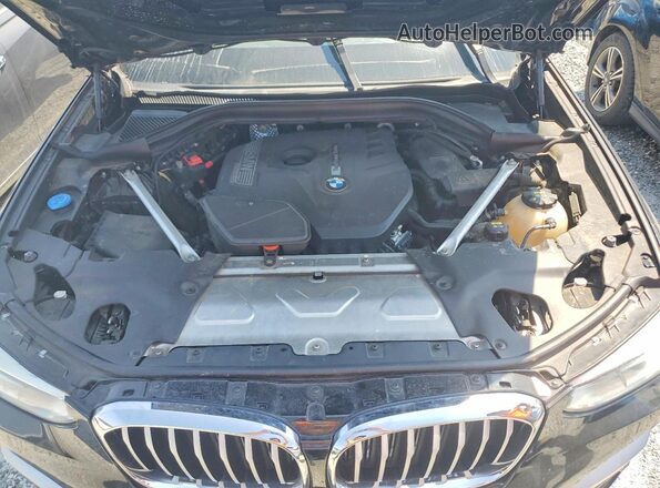 5UXTR9C55JLD63376 2018 BMW X3 Black Vista del compartimento del motor