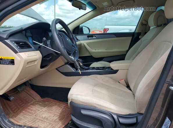 5NPE24AF2HH592655 2017 HYUNDAI SONATA Gray წინა პანელის ხედი