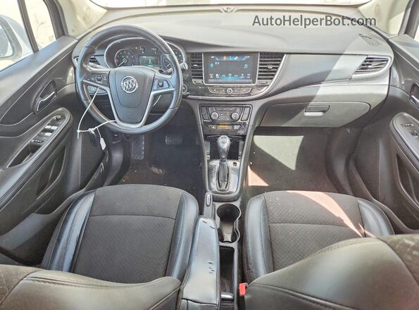 KL4CJASB9JB636964 2018 BUICK ENCORE Silver Vista del cuadro de instrumentos