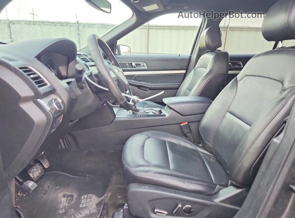 1FM5K8D8XHGC20985 2017 FORD EXPLORER Gray Vista del salpicadero