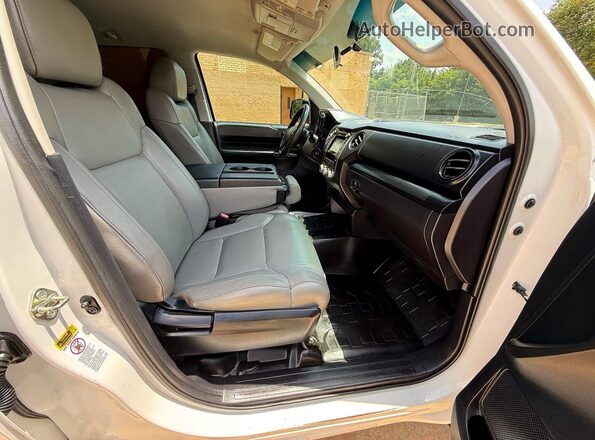 5TFRM5F14GX099481 2016 TOYOTA TUNDRA White უკანა ხედი