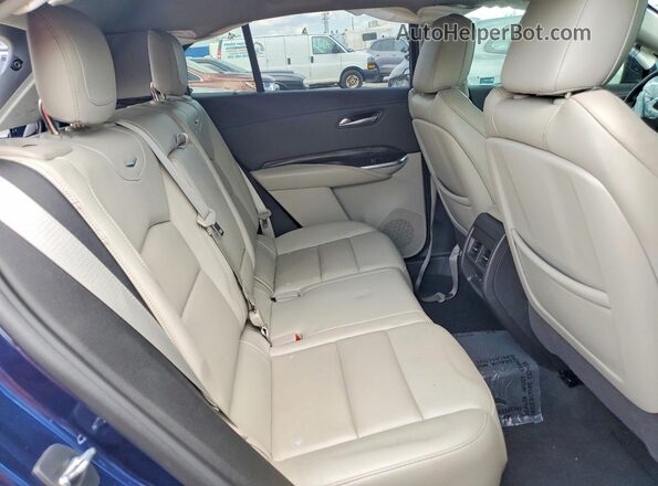 1GYFZCR43MF028086 2021 CADILLAC XT4 Blue Vista del compartimento del motor