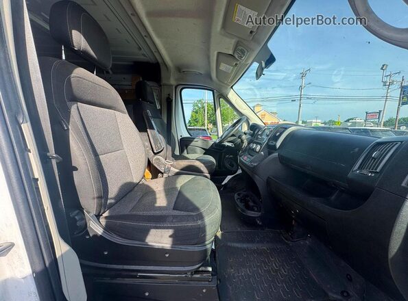 3C6TRVAG5LE123193 2020 RAM PROMASTER Белый Вид сзади