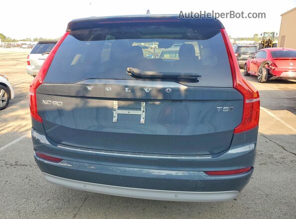 YV4102PK5N1849319 2022 VOLVO XC90 Gray Front interior view