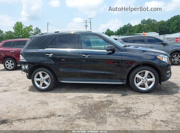 4JGDA0EB0GA790585 2016 MERCEDES-BENZ GLE 300D Black Rear interior view