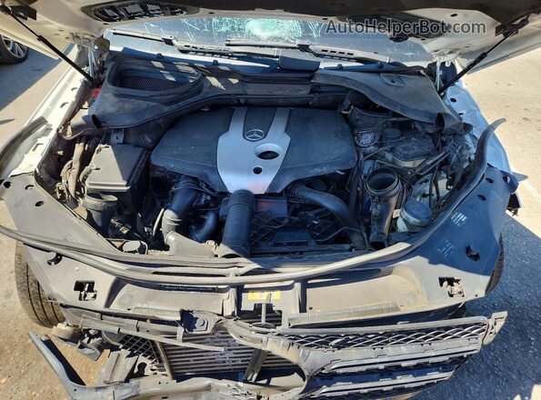 4JGDA0EBXGA664508 2016 MERCEDES-BENZ GLE White Widok wnętrza z tyłu